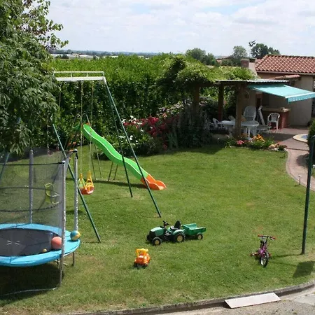 Julia Casa vacanze Aussonne
