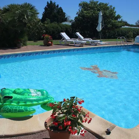 Nyaraló Julia Aussonne